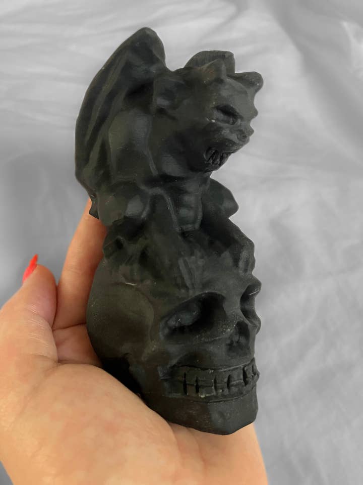Black Obsidian Skull with Gargoyle for wholesale by Prettygoods