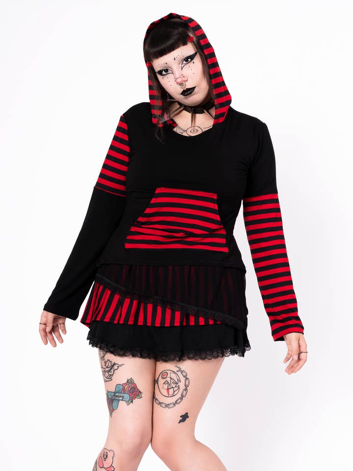 Putré-Fashion - Wholesale Hoodie - Women's - Mall Goth shirt - Black/red 1