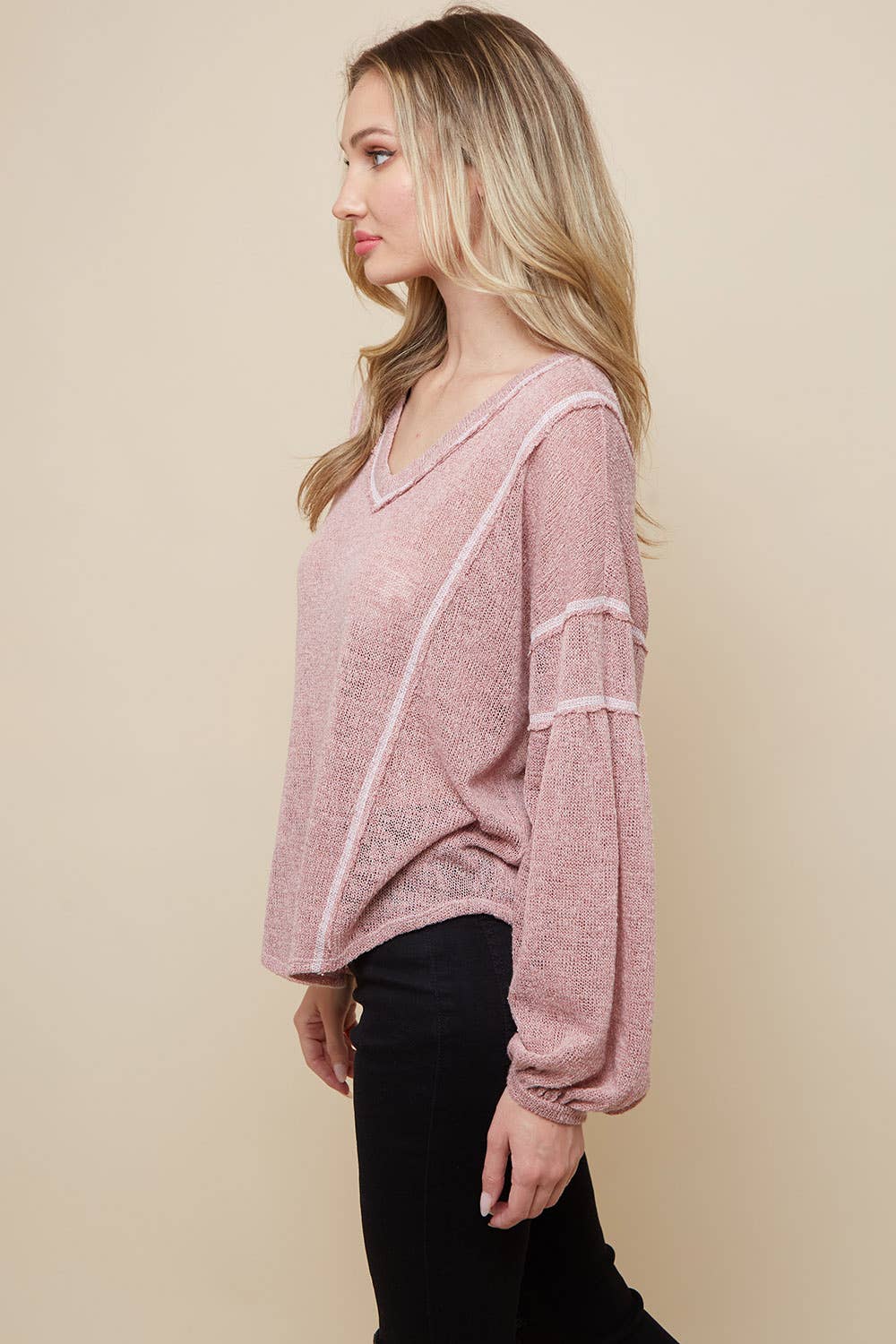 Saints & Hearts – Top de malha - Mulher por atacado – ST3382A CAMISOLA MALVA COM DECOTE EM V LONGO EM MALHA SLV5