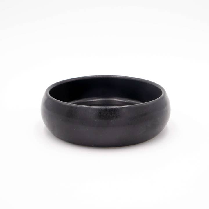 Gourmet water bowl black for wholesale by The Catery