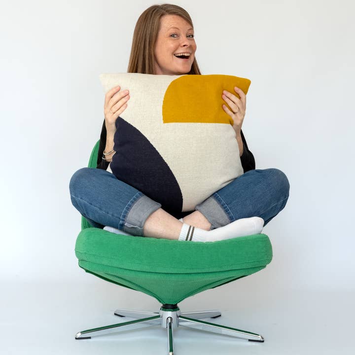 Sophie Home Ltd - Wholesale Throw/Decorative Pillow - Cotton Knit Throw Pillow/Cushion - Ilo Citrus2