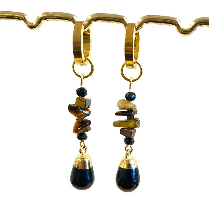 Natural stone onyx/tiger eye earrings for wholesale by Chic Le Freak