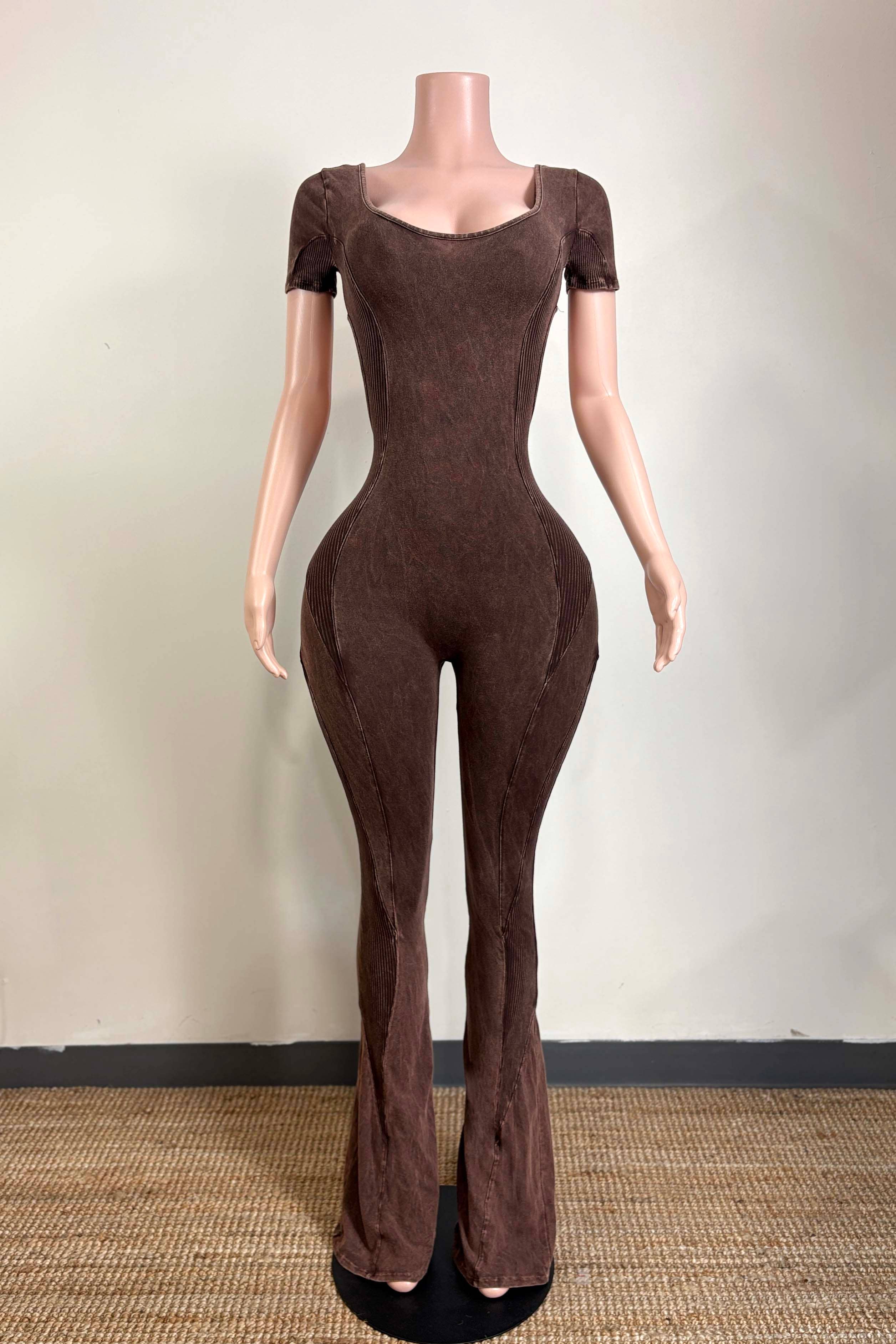 Dalia Studio – wholesale Jumpsuit – Women&#x27;s – MINERAL WASH OPEN BACK FLARE JUMPSUIT4