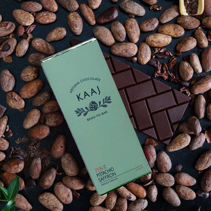 Kaaj Artisan Chocolate - Wholesale Chocolate Bar - Saffron & Pistachio 75%
Dark8