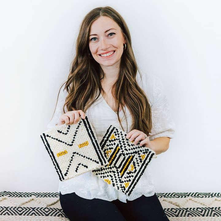 Locker Hooking Workshop for wholesale by Crafter