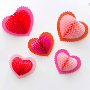 Purchase Wholesale heart straw. Free Returns & Net 60 Terms on Faire