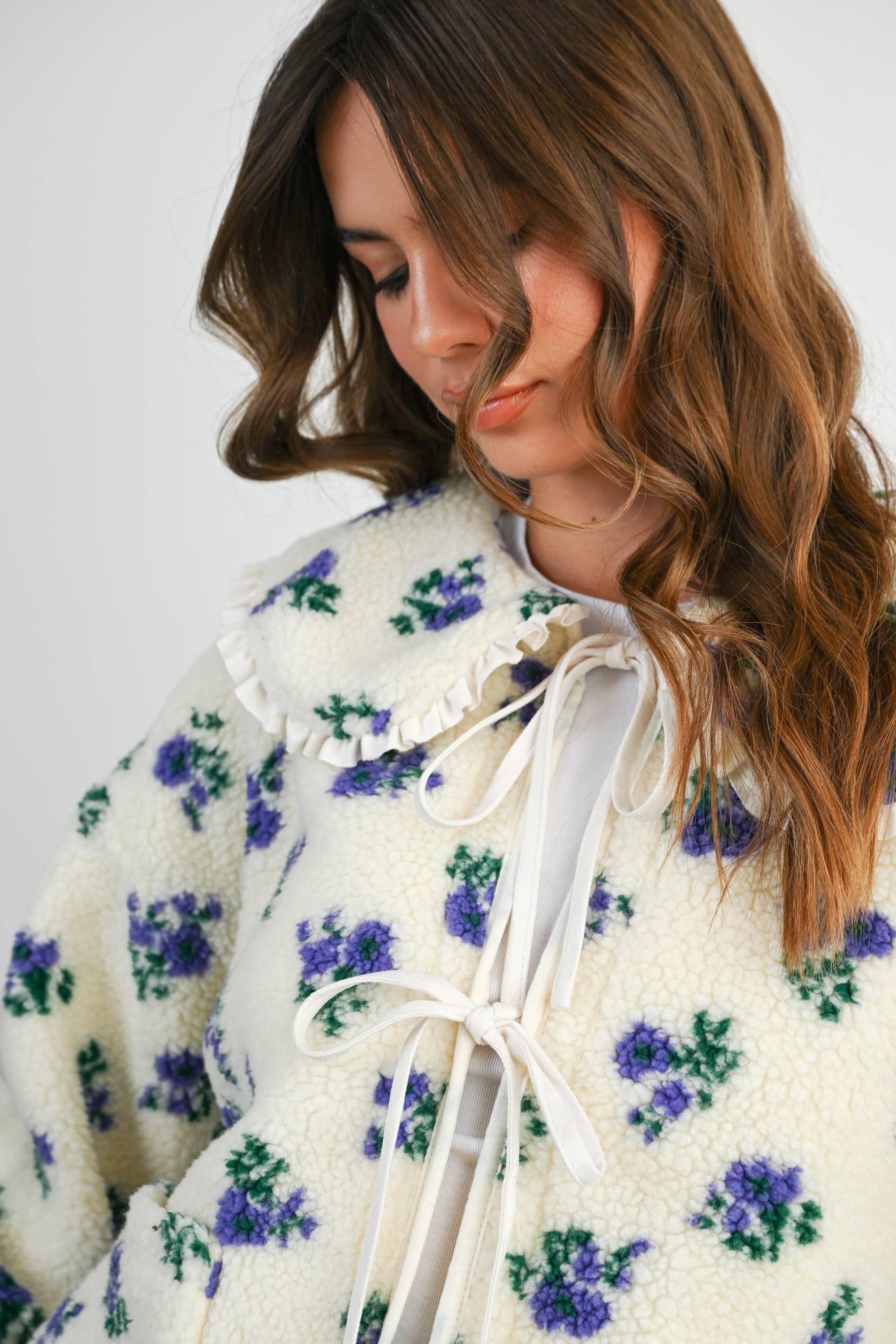 BUTTERMELON - Wholesale Jacket - Women's - Floral Puffy Tie-Front Long Sleeve Jacket - BMJ78414