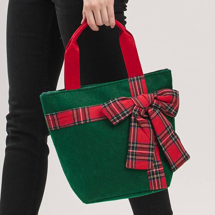 JOIA ACCESSORIES - Wholesale Tote Bag - Women's - CHRISTMAS GREEN TOTE BAG WITH RED PLAID BOW, MB 03216