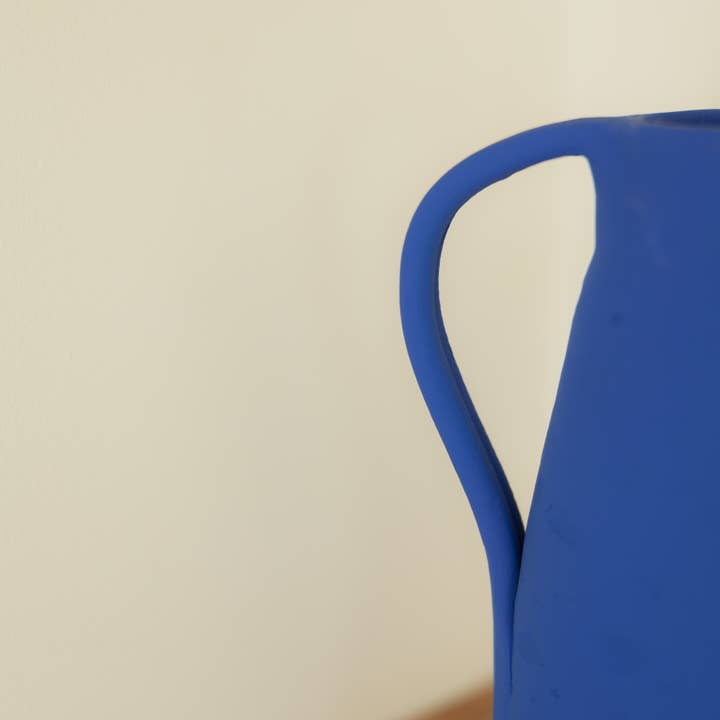 Ondas e Planaltos Lda - Wholesale Vase - Handmade Ceramic Paros