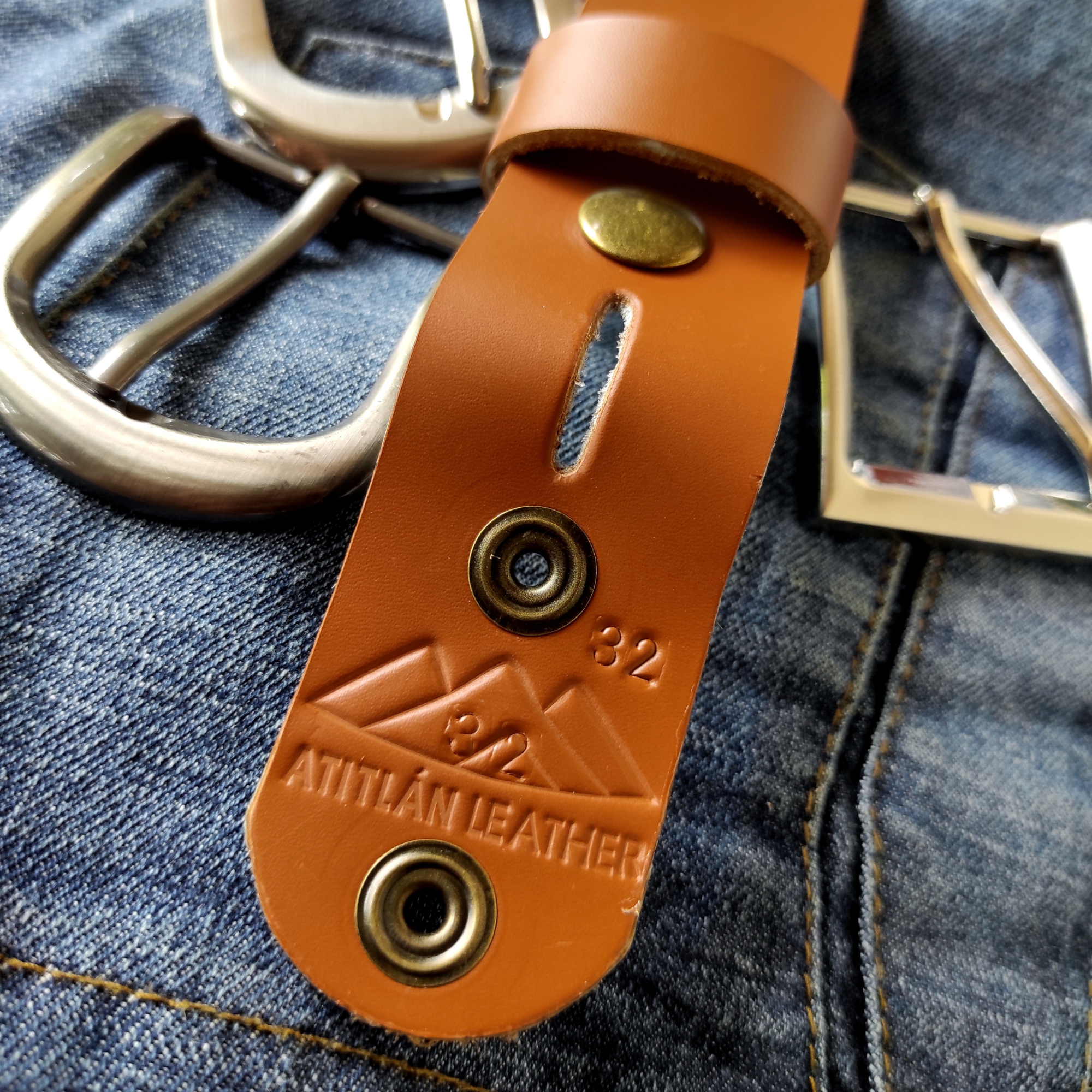 Atitlan Leather – wholesale Belt – Unisex – Full Grain Cognac Leather Buckle-Free Belt - 1.5-Inch Wide1