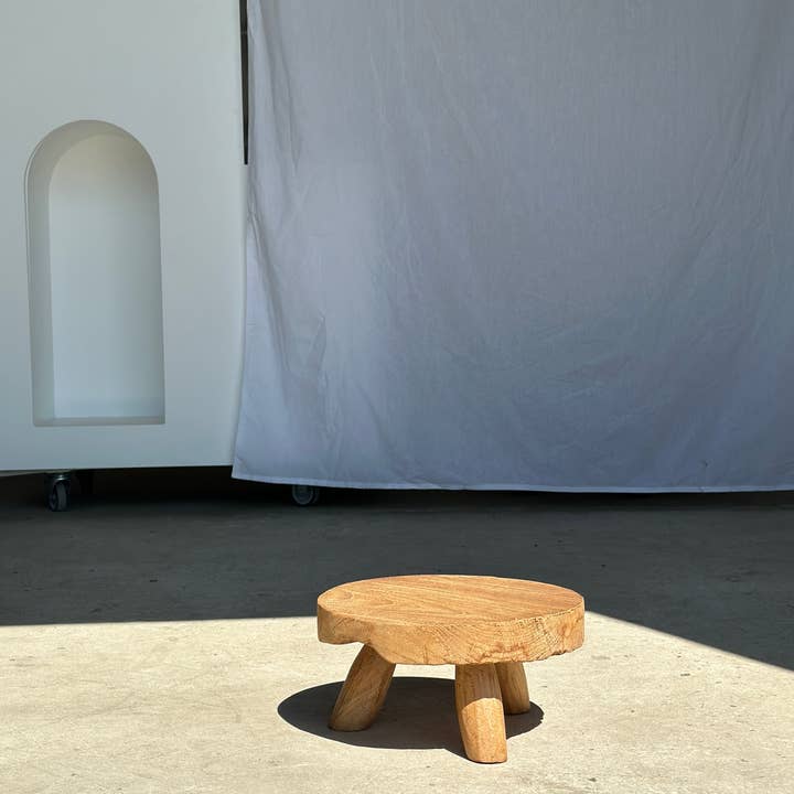 Office Objets - Wholesale Stool - Small low three-legged stool in upcycled blond teak D:30 H:152