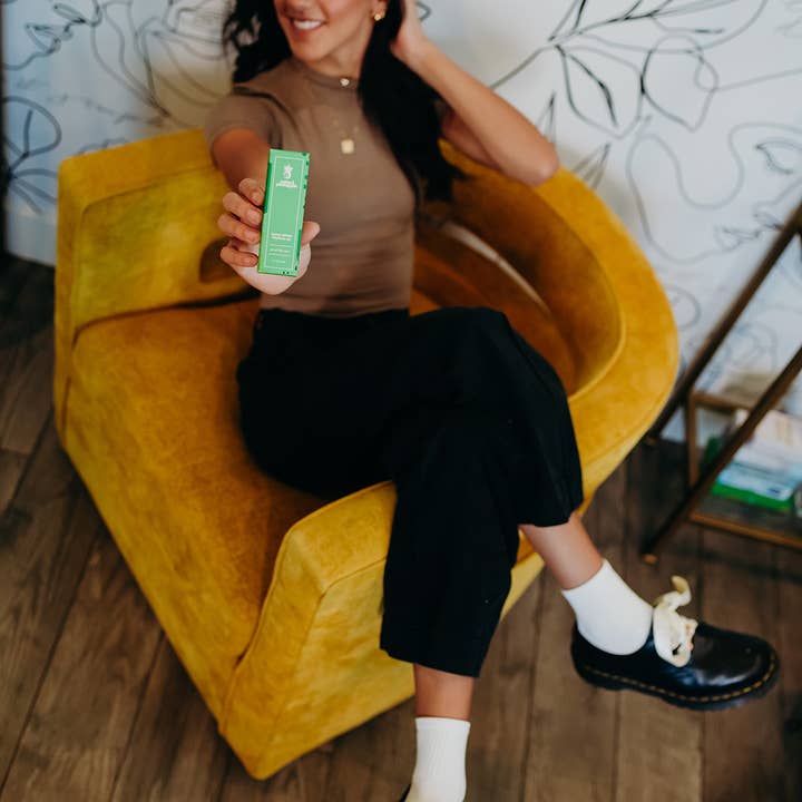 Naked Pineapple – wholesale Facial oil – FACIAL REPAIR TROPICAL OIL5