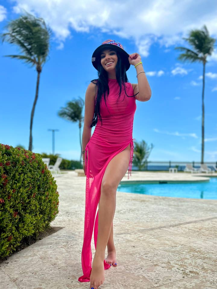 Robe longue en résille pour la vente par Dorado Accessories