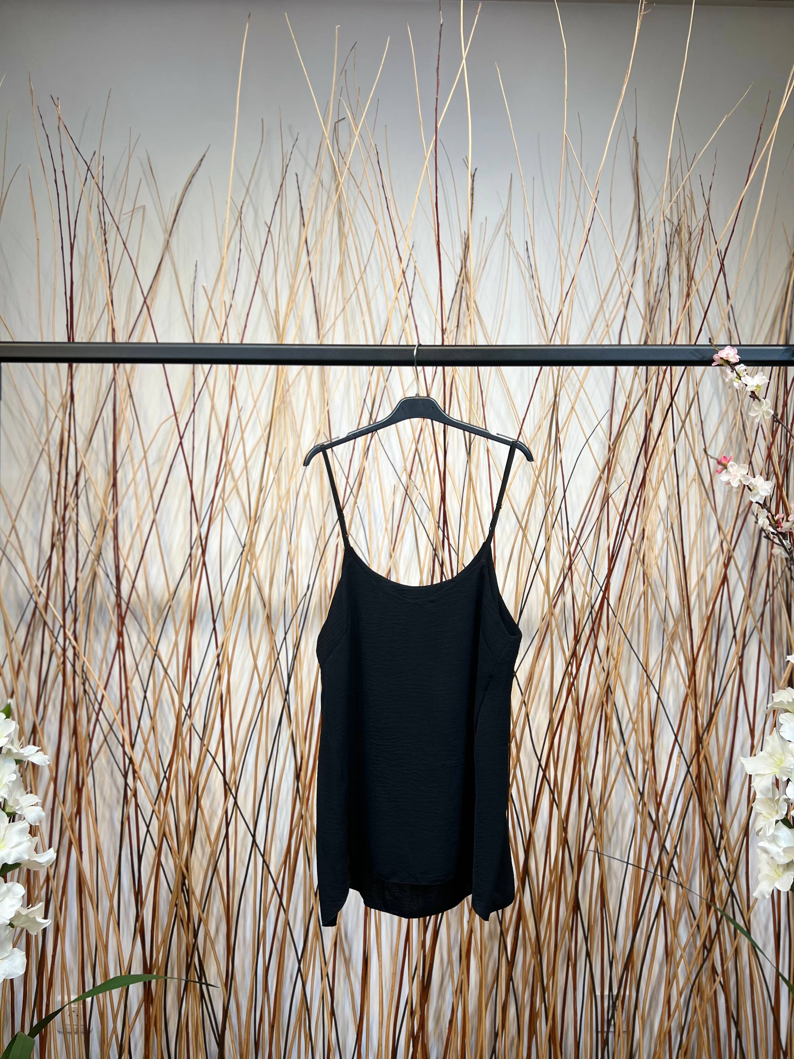 L'Emotion – Engroshandel Tanktop – Kvinder – Cropped tanktop med rund hals og justerbare tynde stropper8