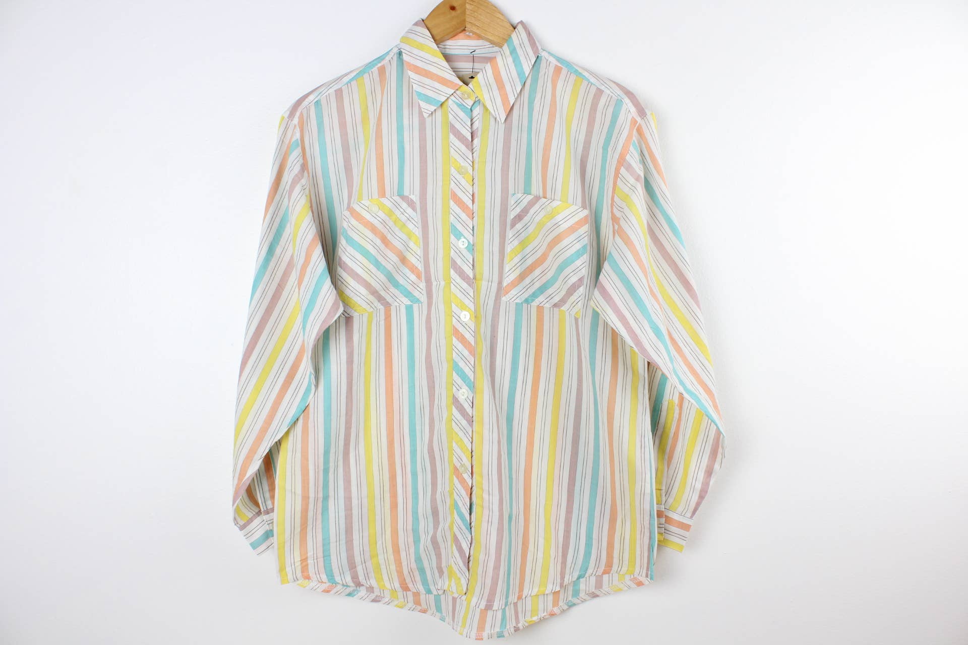 Sun's Out! - Vendita all'ingrosso Camicetta - Donna - Blusa a maniche lunghe con bottoni di seconda mano - Originale14