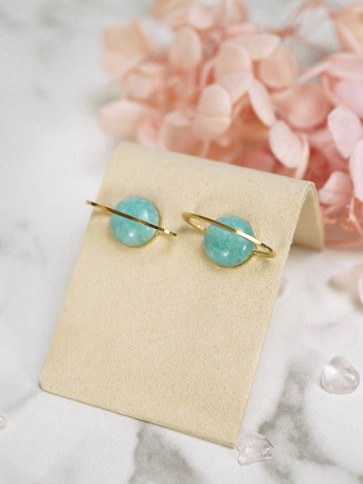 Orecchini Planeta Natural Stone in acciaio inossidabile per la vendita all'ingrosso da parte di Victoria Moda