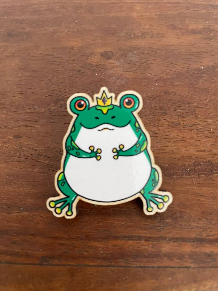 Rey Frogbert IX - Alfiler de madera para venta al por mayor de Oli Jolly Ink