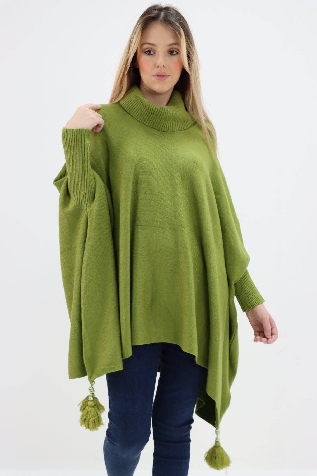Miss Bold - Vente Poncho – femme - Poncho tunique italien à col bénitier et manches chauve-souris à pompons41