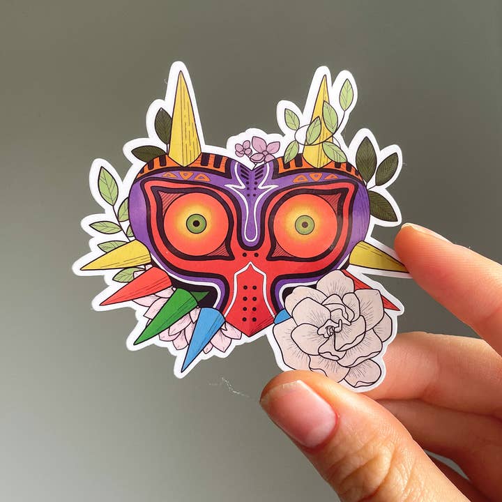 Sarah May Arts - Vente Autocollant - Autocollant en vinyle brillant imperméable à l'eau Majoras Mask2
