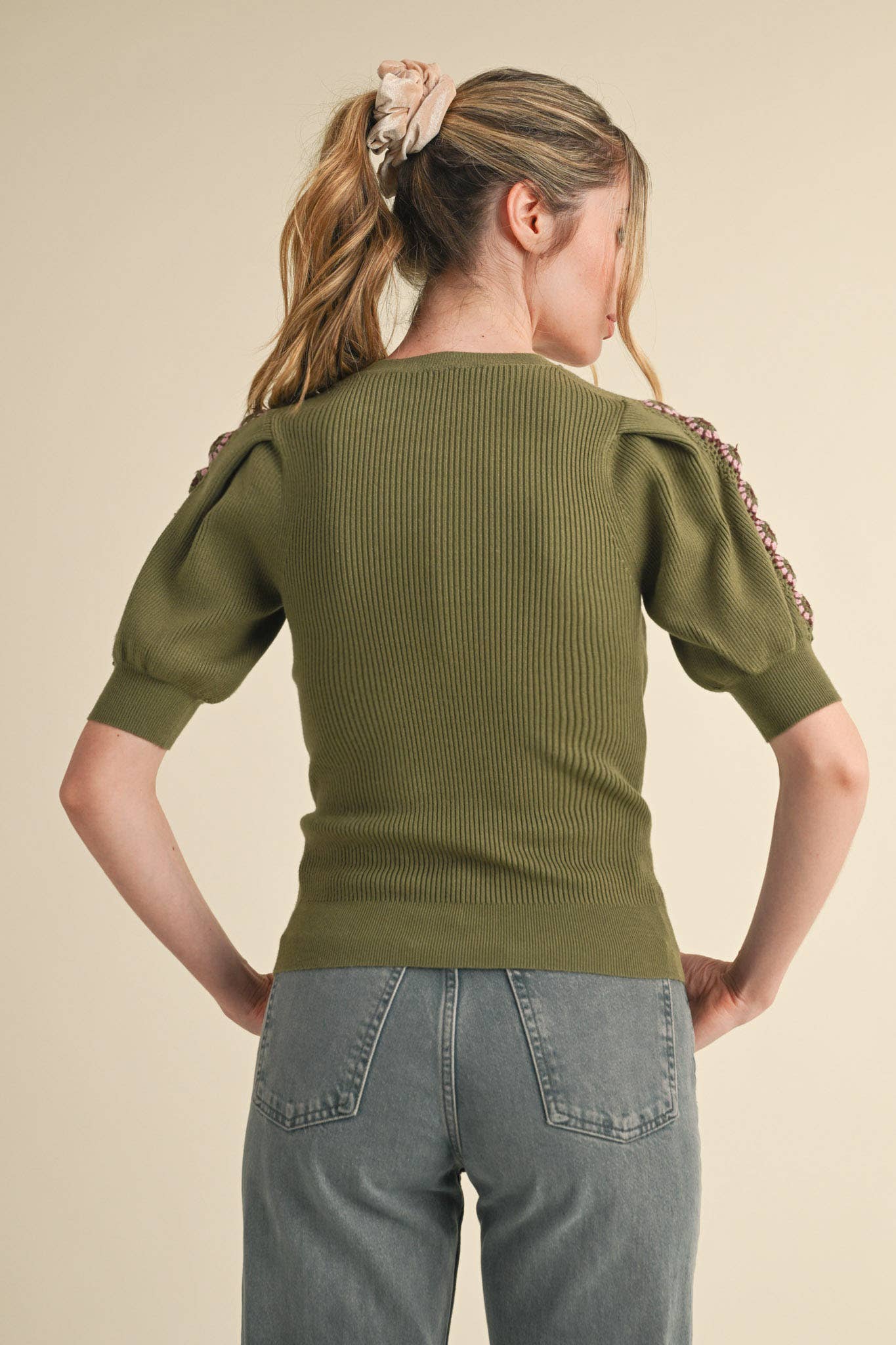 &MERCI - Wholesale Knit Top - Women's - HAND-MADE CROCHET PUFF SLEEVE SWEATER MSW1056715