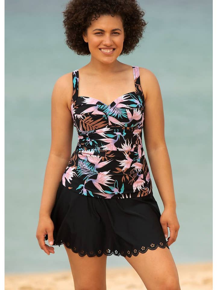 Multi Hållbar Tankini Top Blush Floral för wholesale på Faire