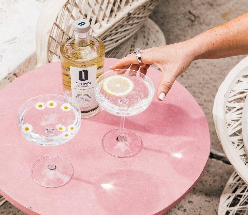 OPTIMIST - Wholesale Non-Alcoholic Spirits/Wine/Beer - OPTIMIST Bright | Citrus Botanical Spirit | 500ml2