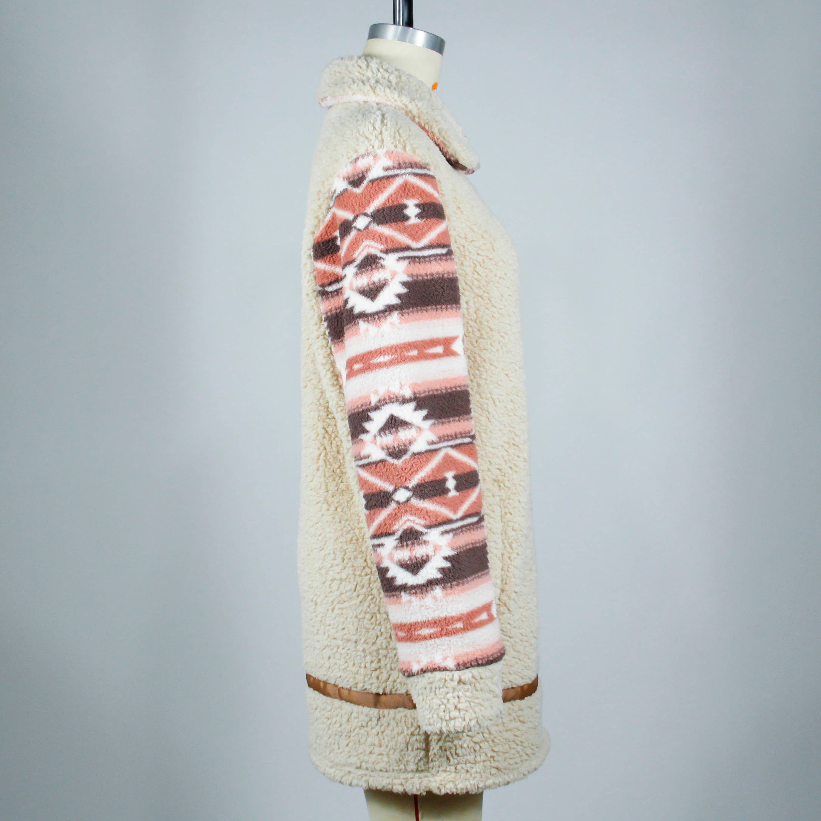 HIDDENBRAND - Wholesale Fur/Faux Fur Coat - Women's - Aztec patchwork sherpa zip coat5