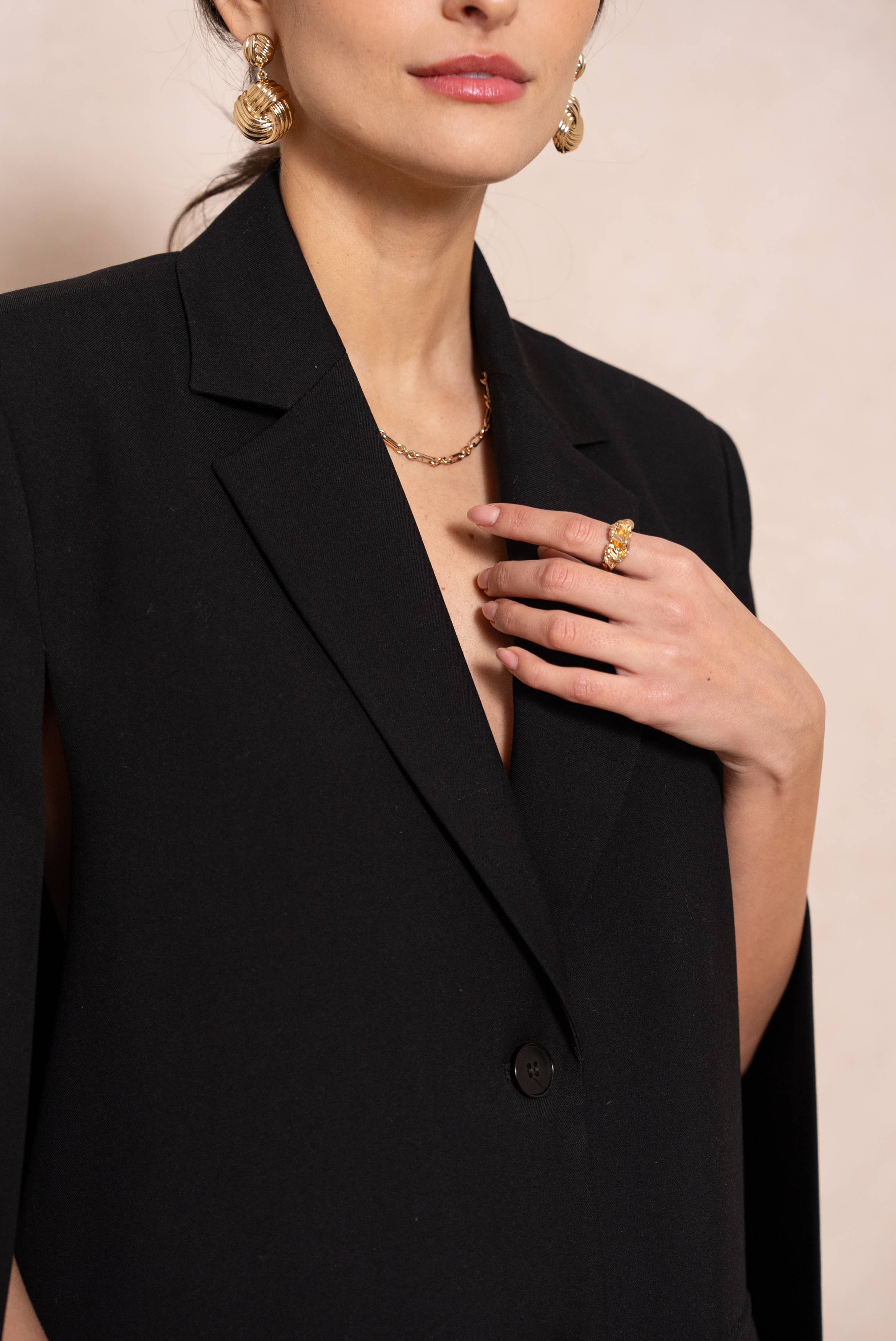 Attentif Paris - Wholesale Jacket - Women's - [Vision] Oversized cape jacket with structured cut33