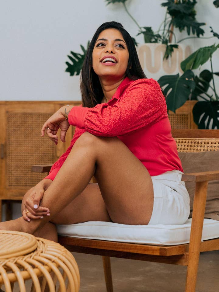 Kaasida | Women Fashion Boutique - Wholesale Buttoned-down shirt – Women's - Gulnari Cotton Shirt11