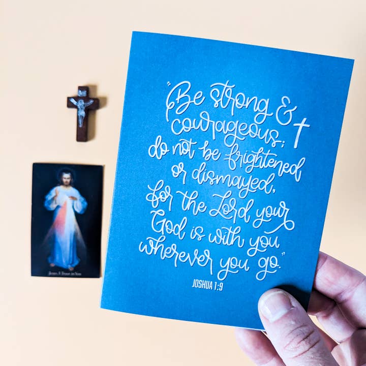Carte Be Strong & Courageous pour la vente par Real Happy Designs