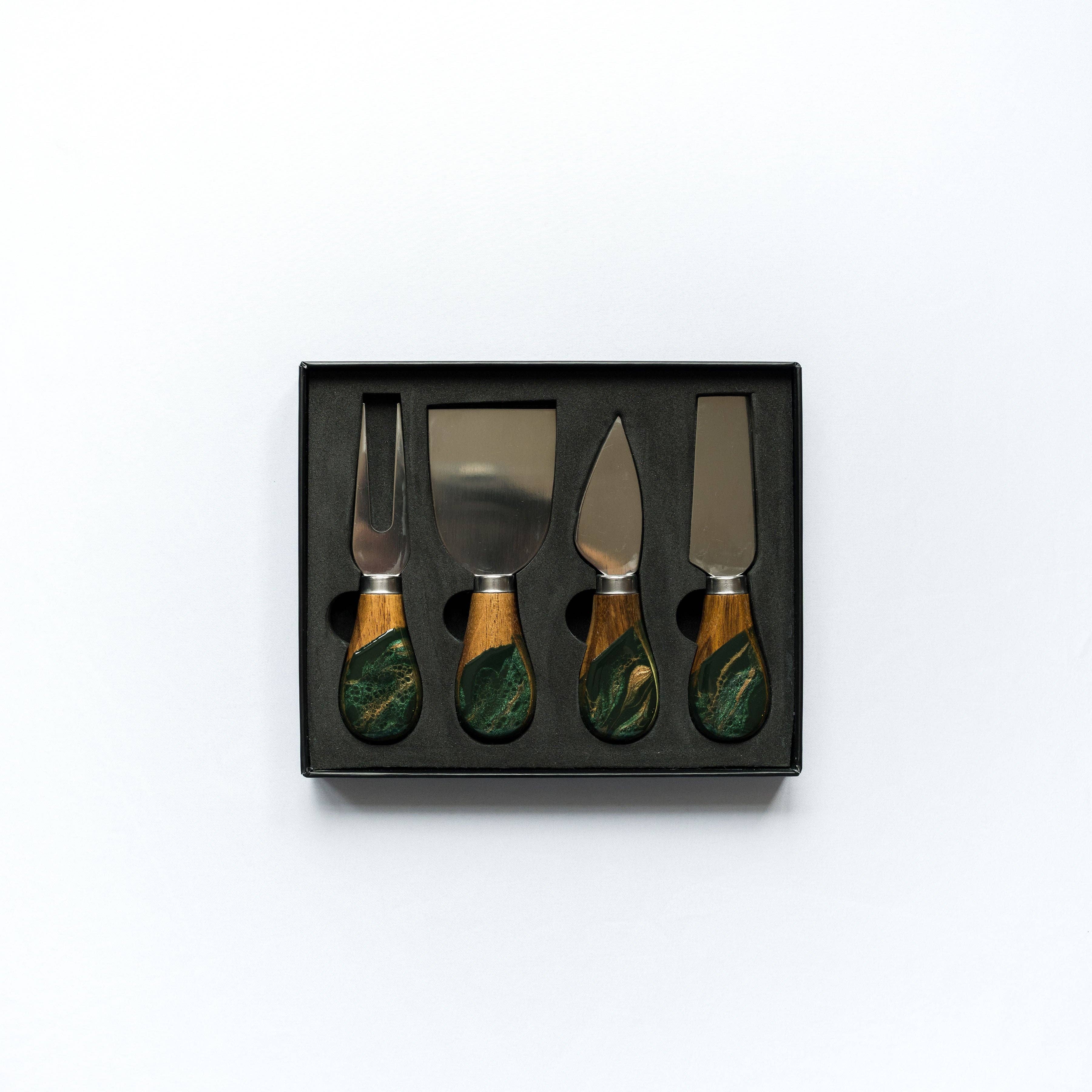 Lynn & Liana Designs - Wholesale Kaasplank - Set van 4 kaasmesjes met harsomhulsel - Geen invoerrechten!11