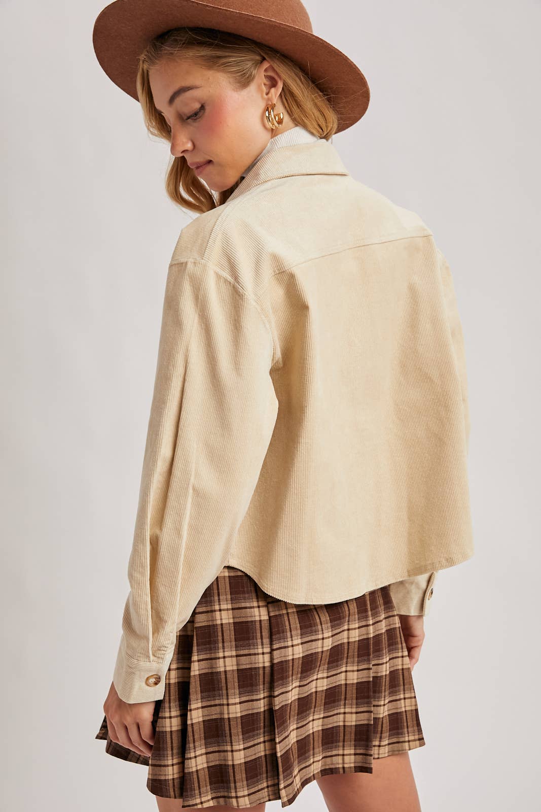 Bluivy - Wholesale Jacket - Women's - CORDUROY CROPPED BUTTON DOWN SHIRT JACKET6