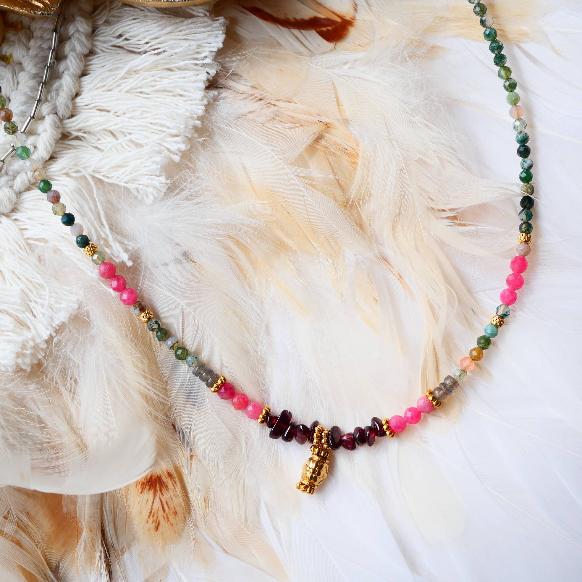 GINANDGER - Wholesale Pendant/Charm Necklace - SNEH Necklace - Indian Agate, Rhodonite, Labradorite, Garnet2