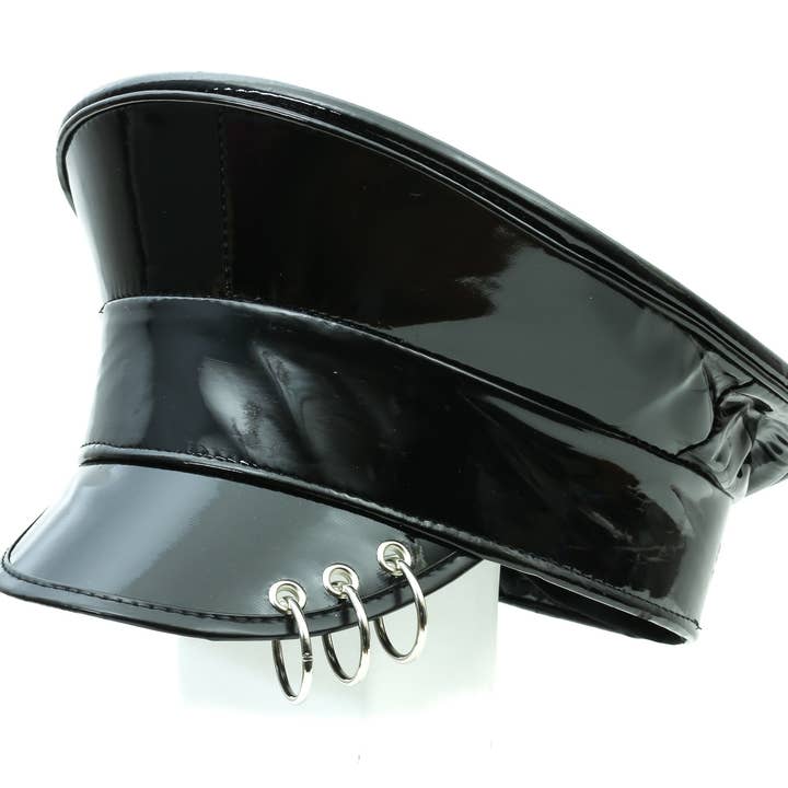 Funk Plus - Venta al por mayor Accesorio para sombrero - Mujer - SOMBRERO DE CAPITÁN CON PIERCING HT275
