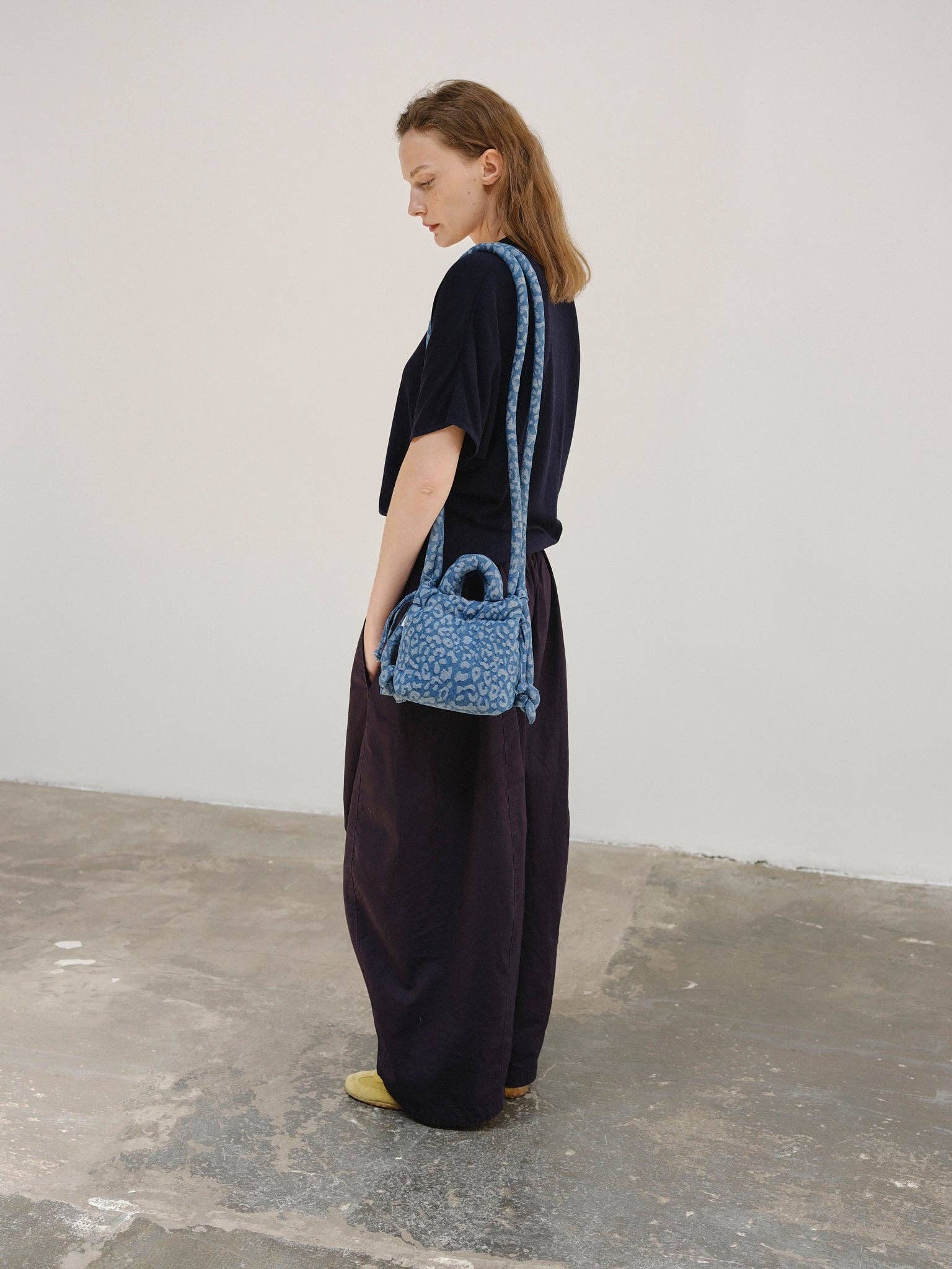 Ölend Backpacks - Wholesale Crossbody Bag - Women's - Micro Ona Soft Bag106