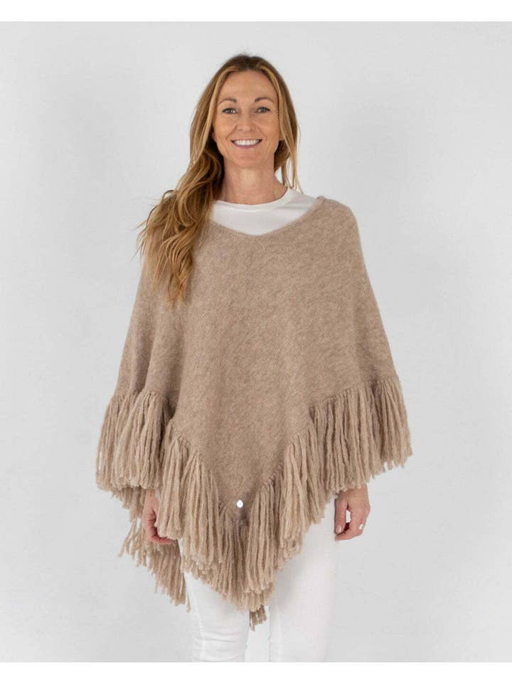 Merete Dèhn – wholesale Poncho – Women's – Sarah Poncho - Alpaca & Merino Wool4