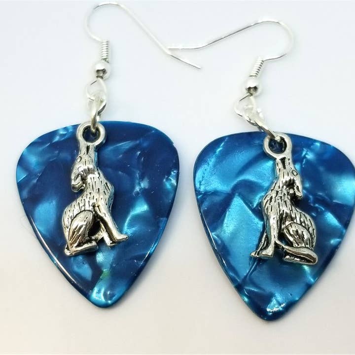 Simply Raevyn - Wholesale Dangle Earrings - Wolf Charm Guitar Pick Earrings23