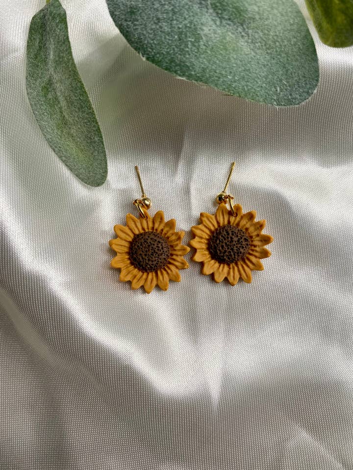 Sunflower Dangles for wholesale by Rachel Ray Co