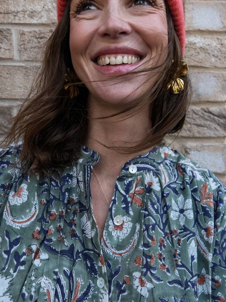 SO FAMILY - Wholesale Button Down Shirt - Women's - Eloïse Brousse Blouse2