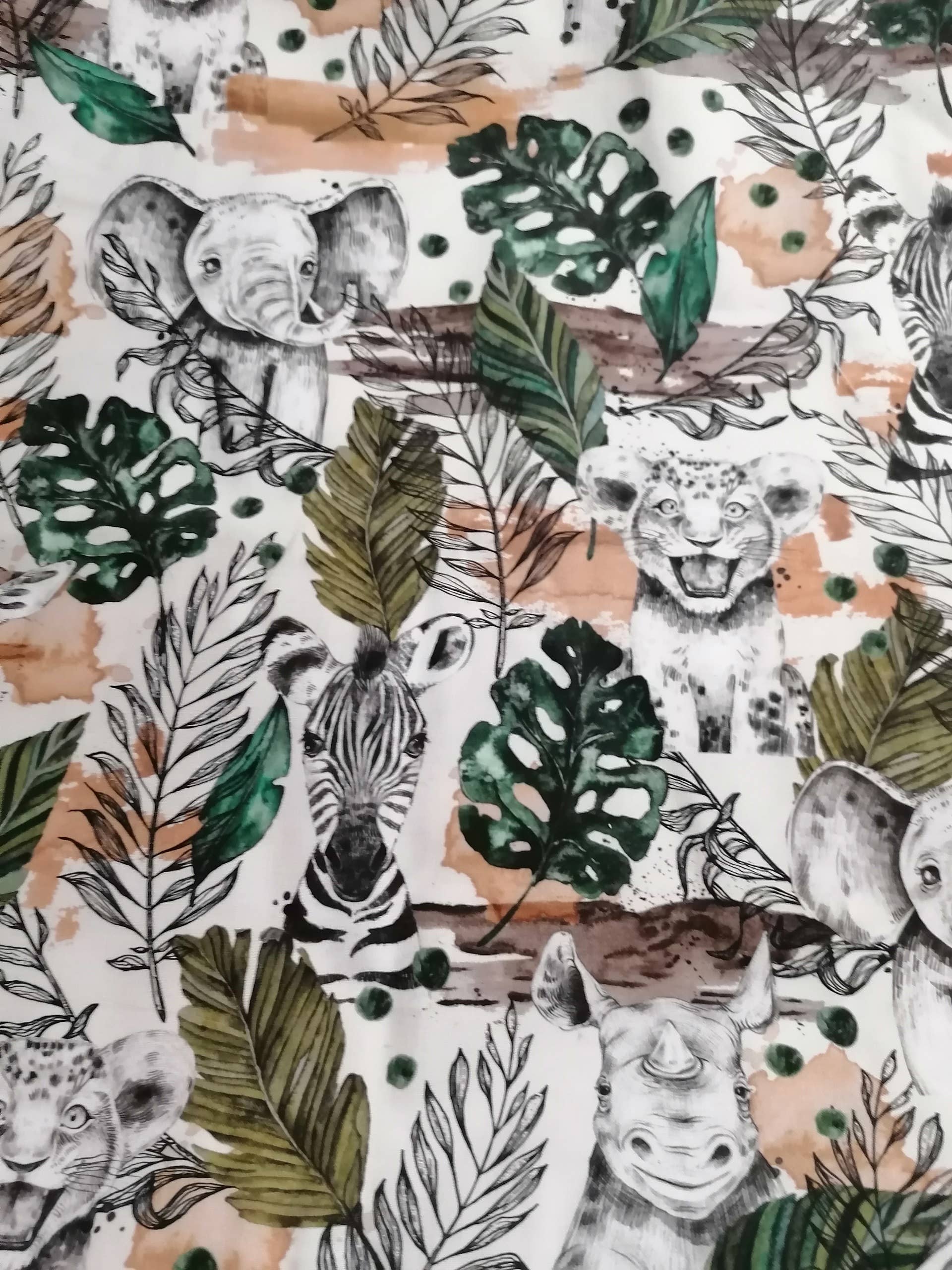 Ô fil de l'ange - Wholesale Hooded Towel - Kids & Baby - Roupix baby bath cape11