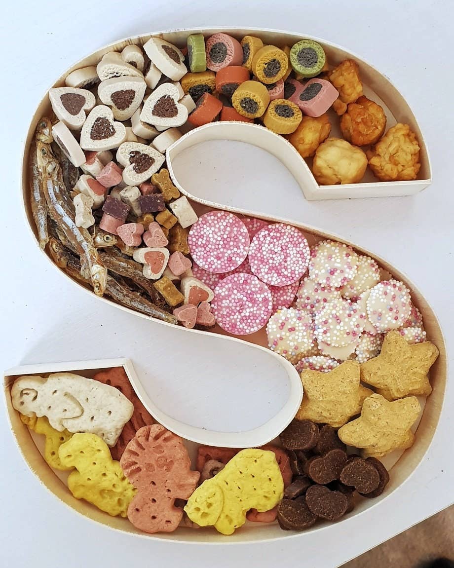 DOGraze - Vendita all'ingrosso Snack - Cani - Snack per cani a forma di lettera riempibile2