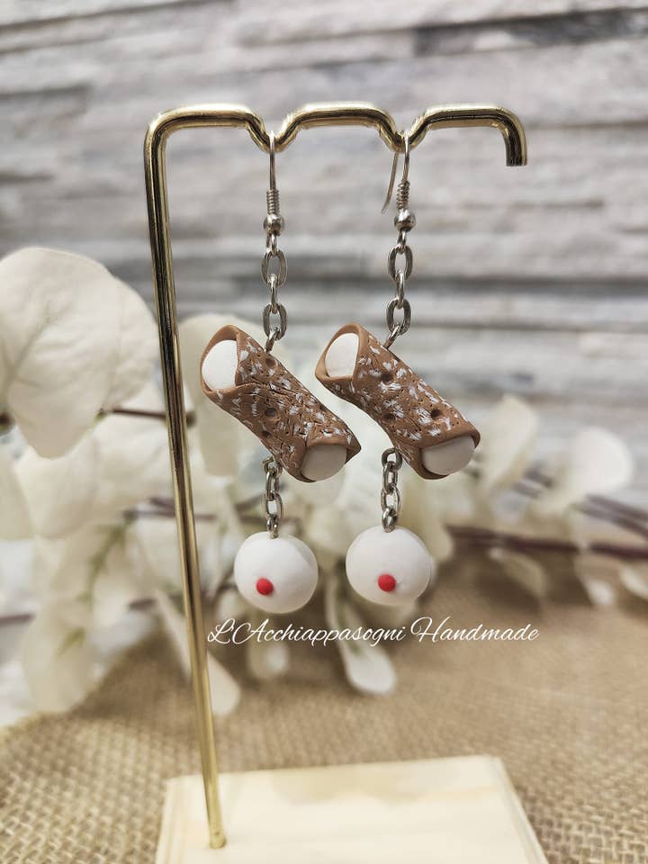 Orecchini pendenti linea 💛 Love Sicily 💛 per la vendita all'ingrosso da parte di Acchiappasogni Handmade