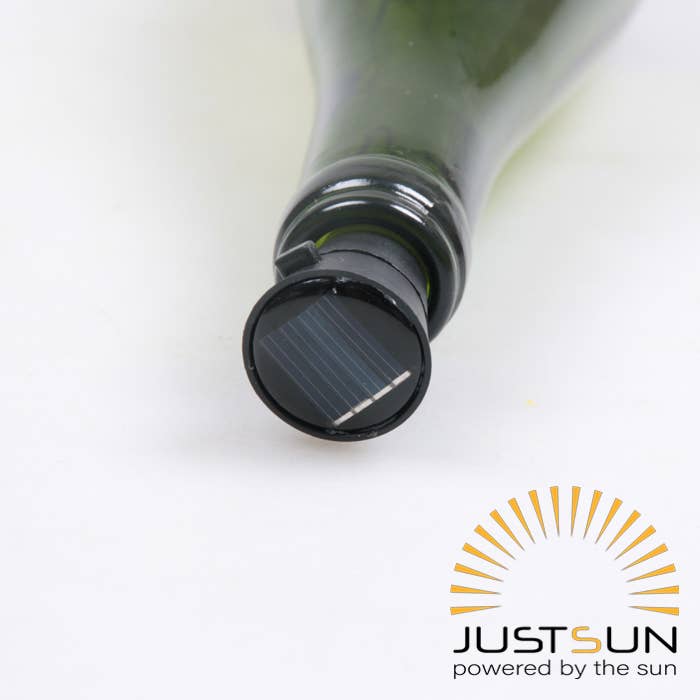 Imhof & Stevens BV - Wholesale String Lights - BOTTLE CAP BLACK 10LED SOLAR 1METER BLACK WIRE WW3