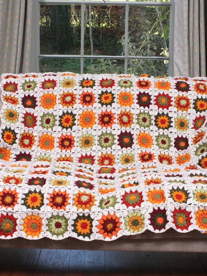 Manta de Lana de Ganchillo con Cuadrados de la Abuela Woodstock Avena para venta al por mayor de Pachamama Ltd