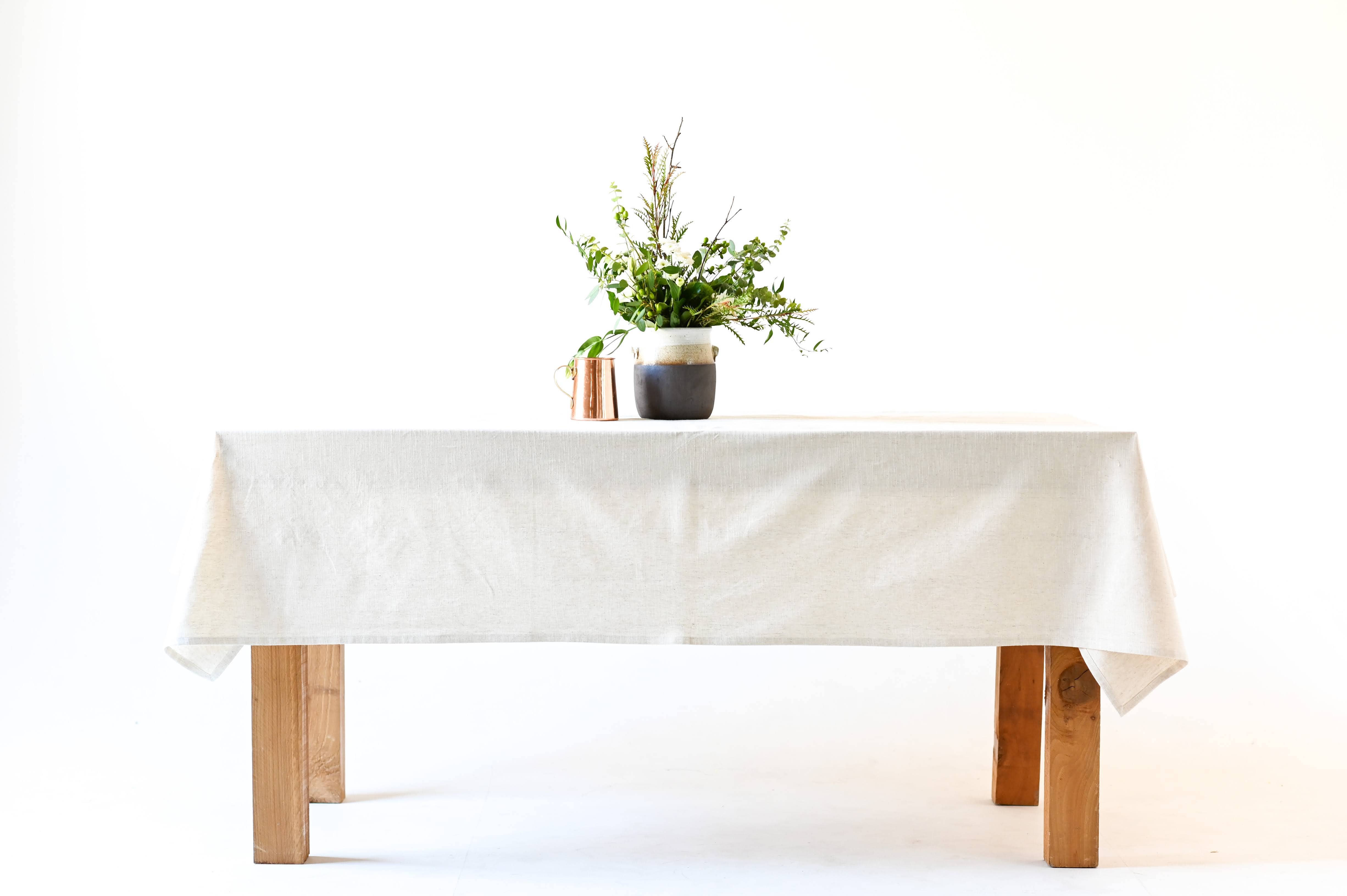 Galley and Fen - Wholesale Tablecloth - Neutral Linen Tablecloth2