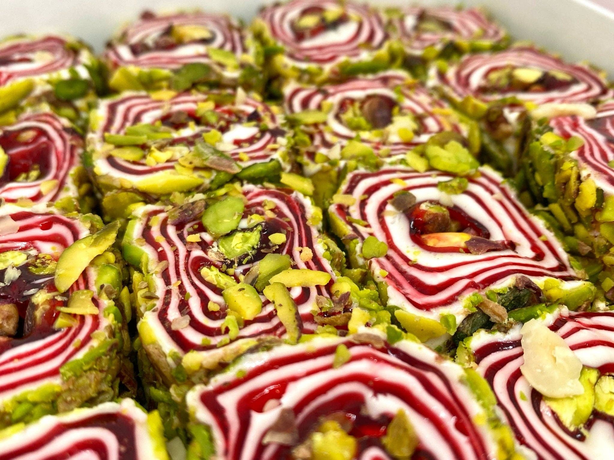 Aladdin - Wholesale Chocolate Covered Sweets - Ganik | Turkish Delight Ottoman Wrap with Pomegranate & Pistachio6