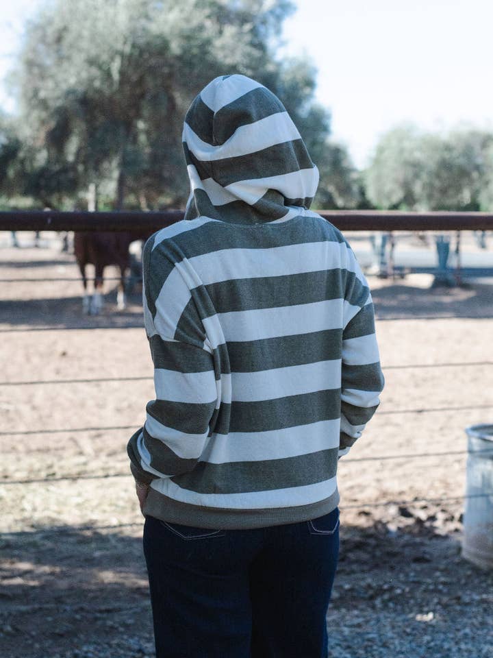 Rodeo Quincy - Wholesale Hoodie - Women's - Isla Rosita Hoodie2