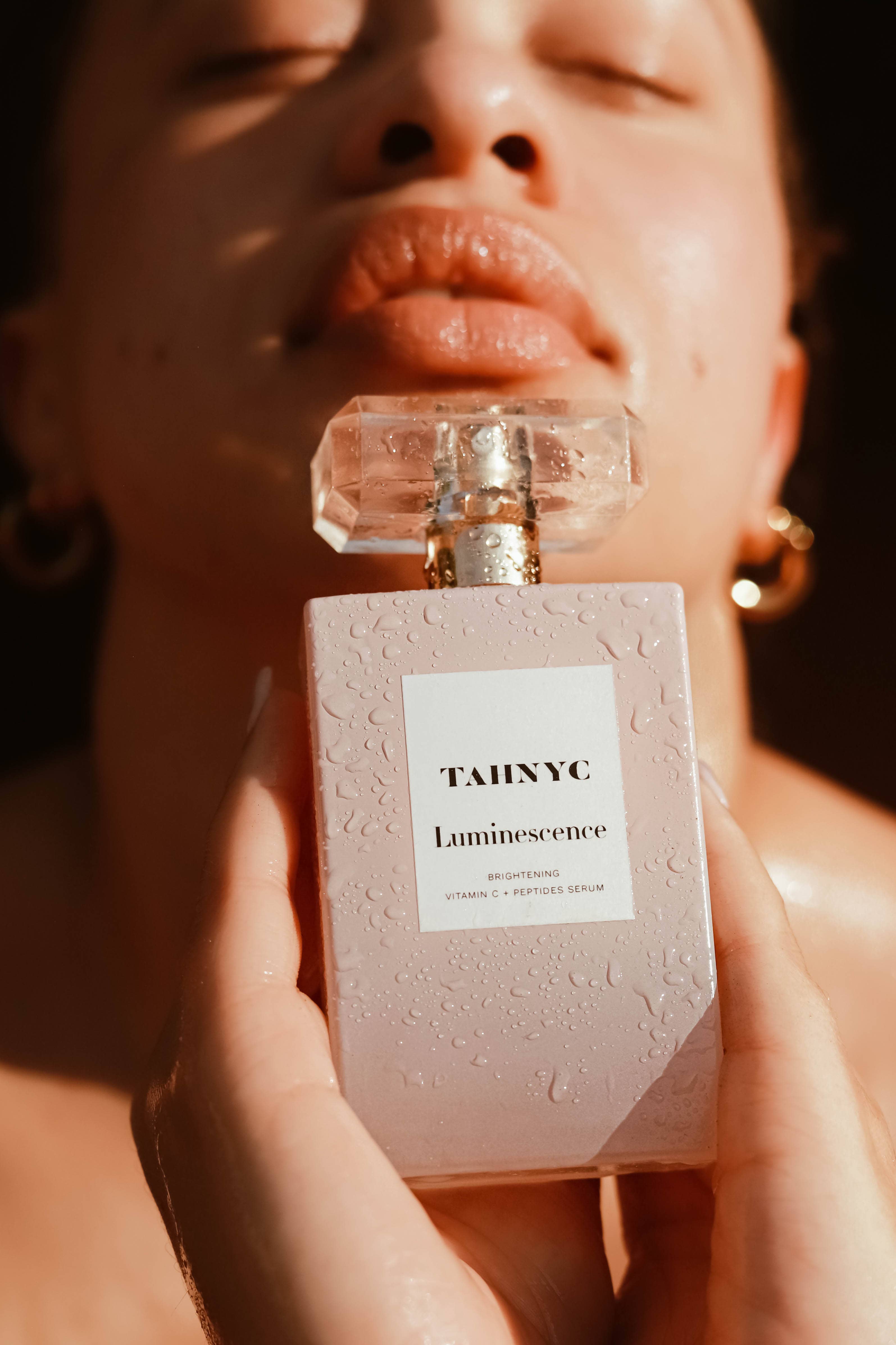 TAHNYC - Wholesale Facial Serum/Concentrate - Luminescence Vitamin C + Peptides Pigmentation Facial Serum 4