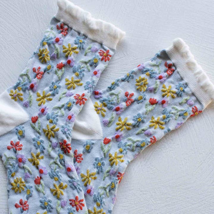 Tiepology - Wholesale Socks - Women's - Love Floral Casual Socks4