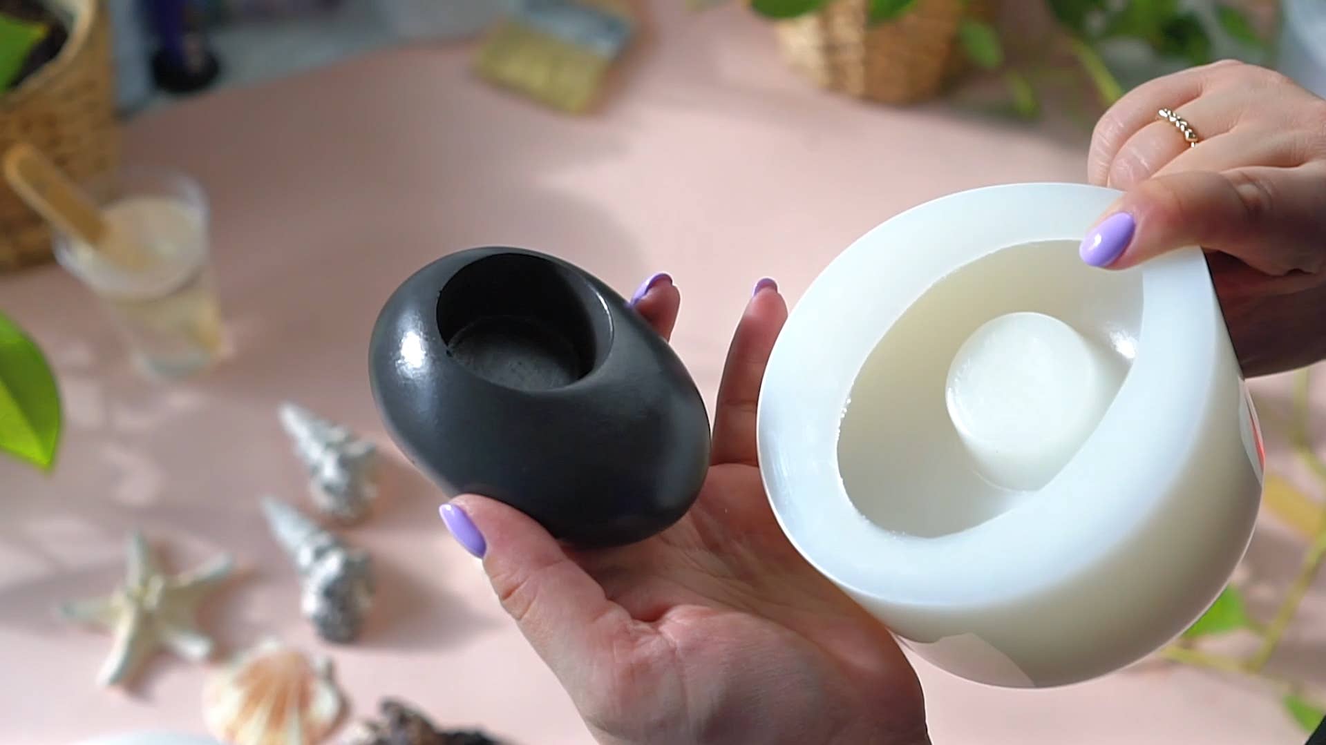 Professional Resins, LLC - Wholesale Craft Supplies - “PURE MOULD” – Translucent liquid rubber for mold-making4